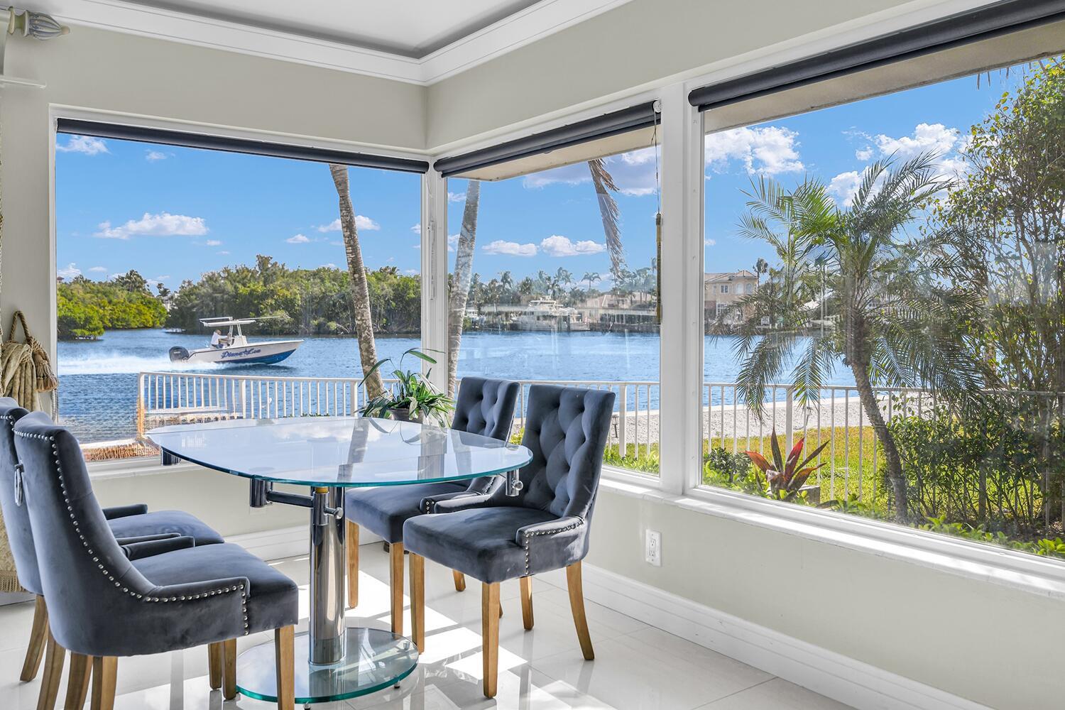 LEE MANOR ISLES - Residential