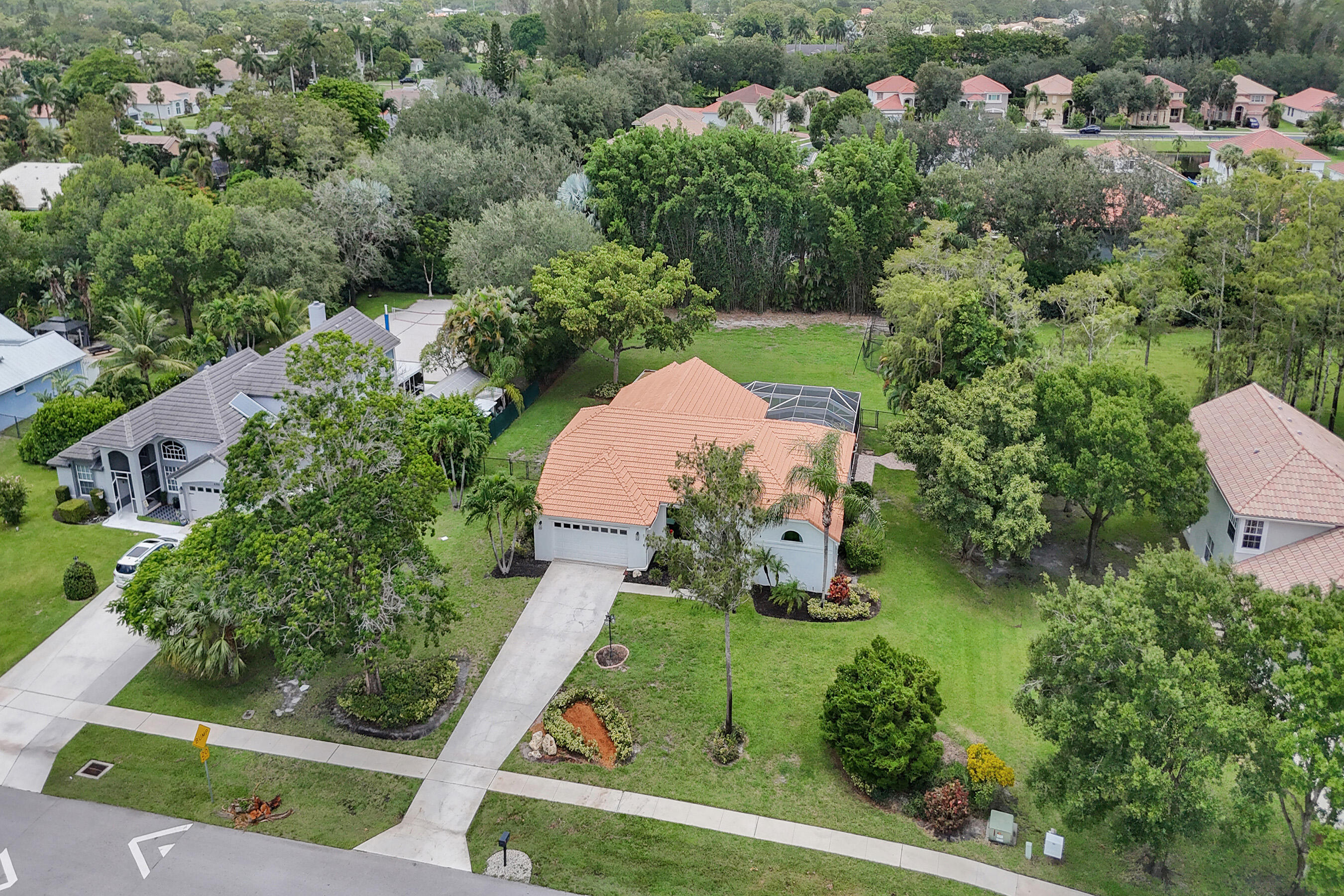 LEGEND LAKE ESTATES - Residential