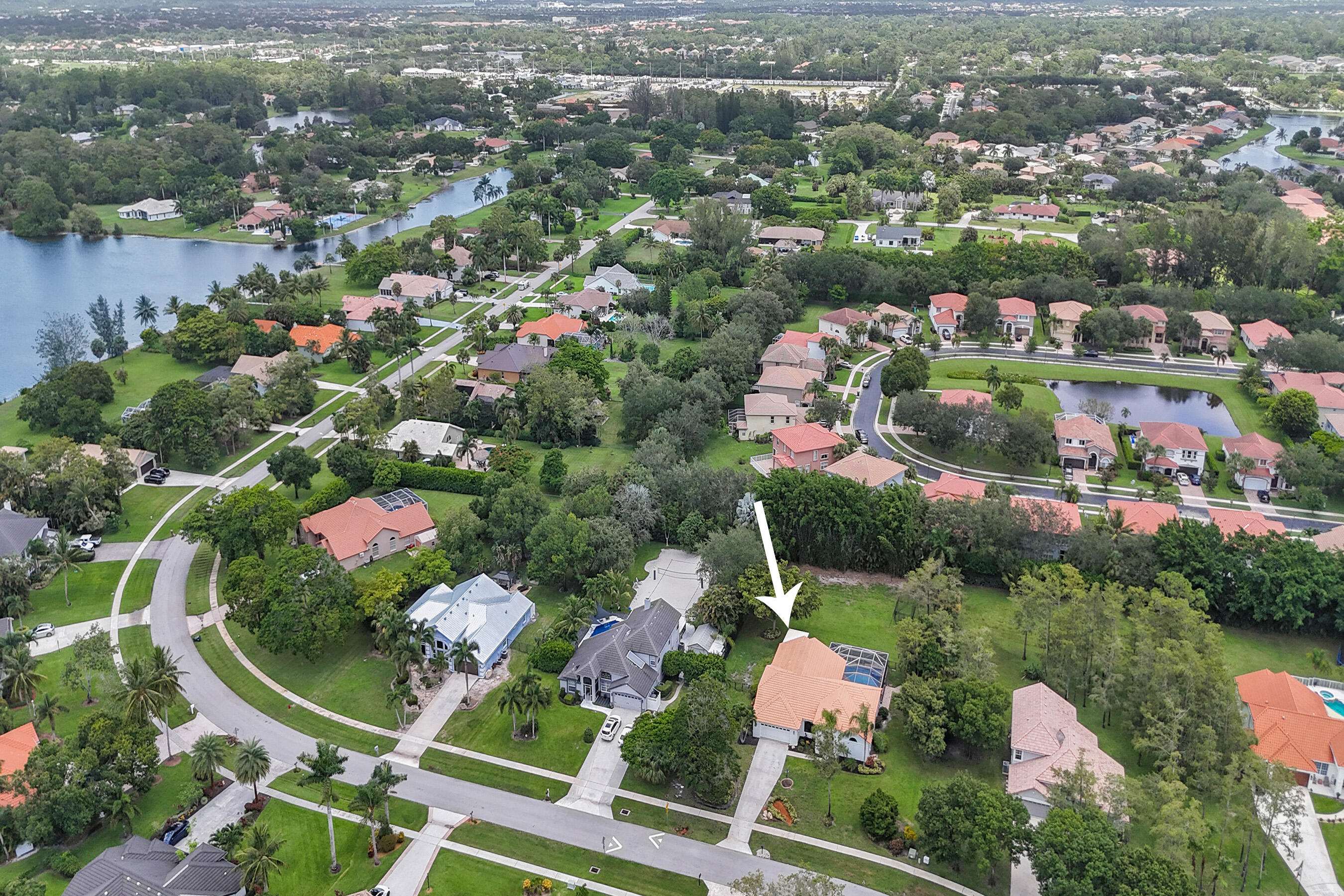 LEGEND LAKE ESTATES - Residential