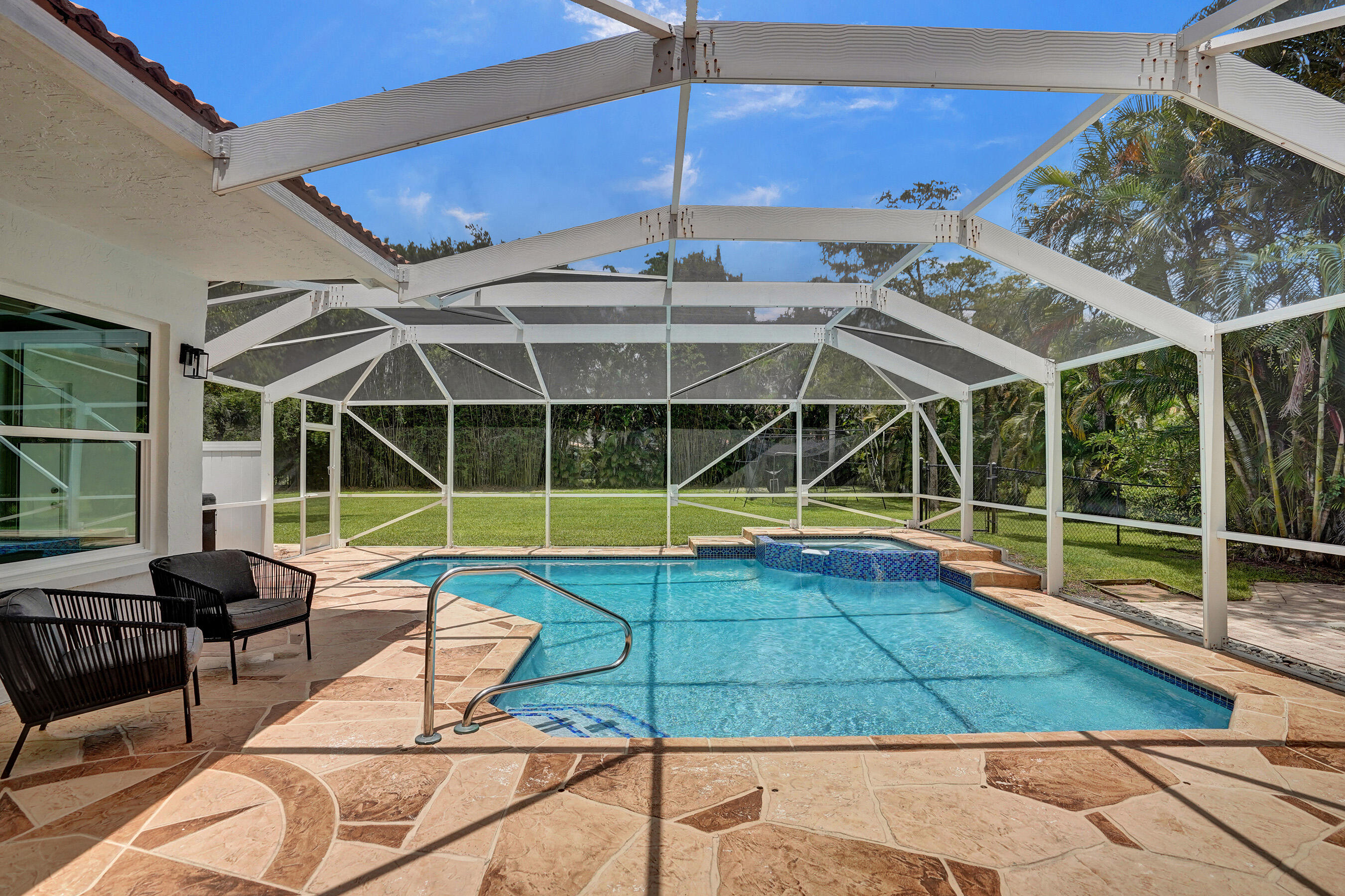 LEGEND LAKE ESTATES - Residential