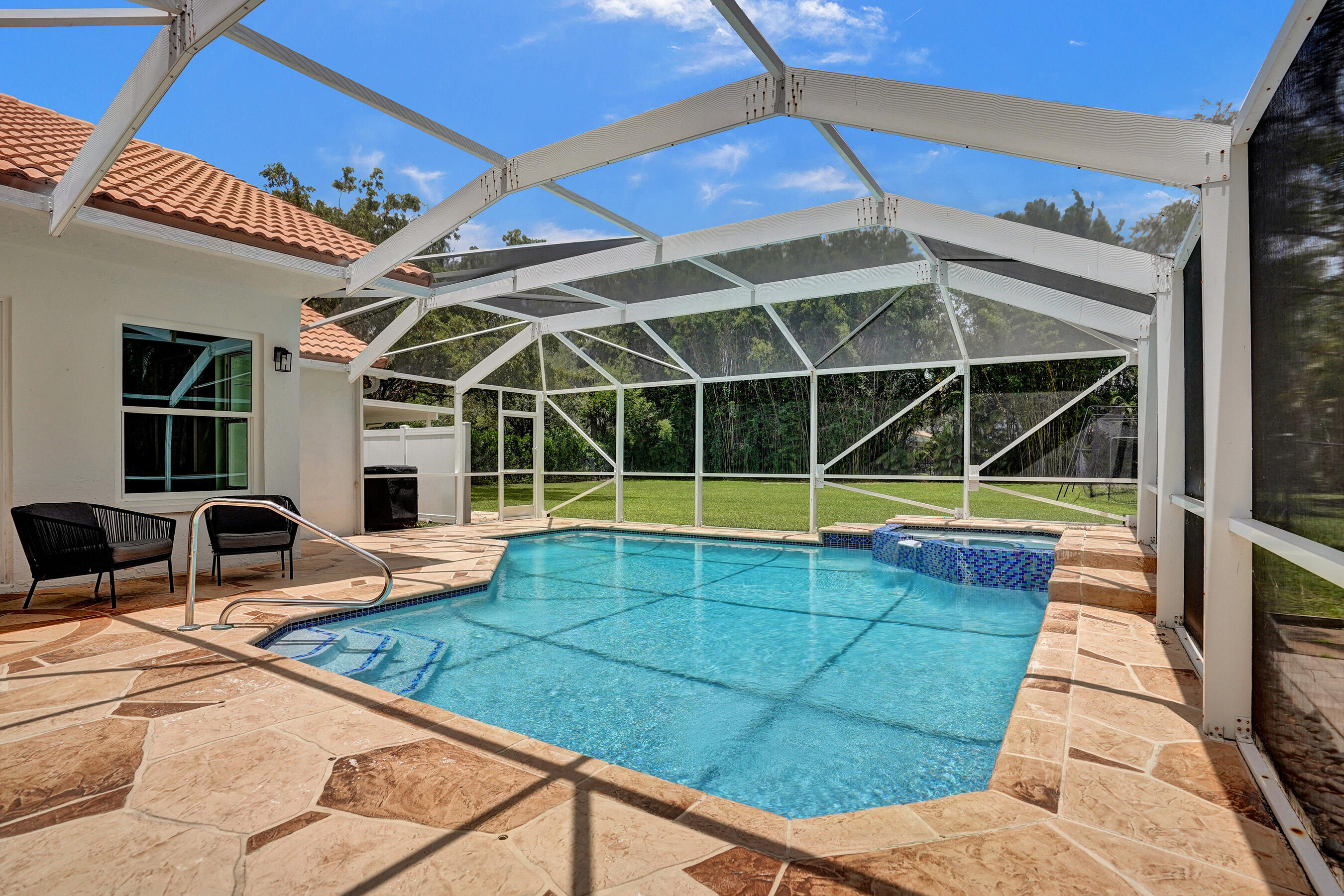 LEGEND LAKE ESTATES - Residential