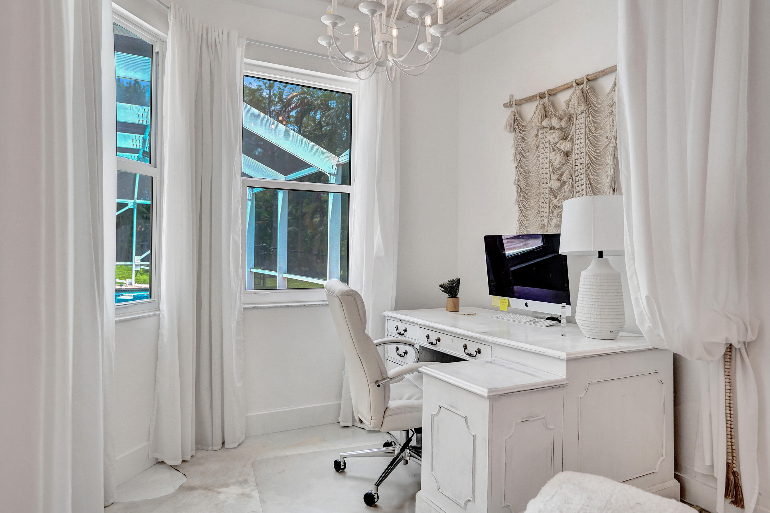 LEGEND LAKE ESTATES - Residential