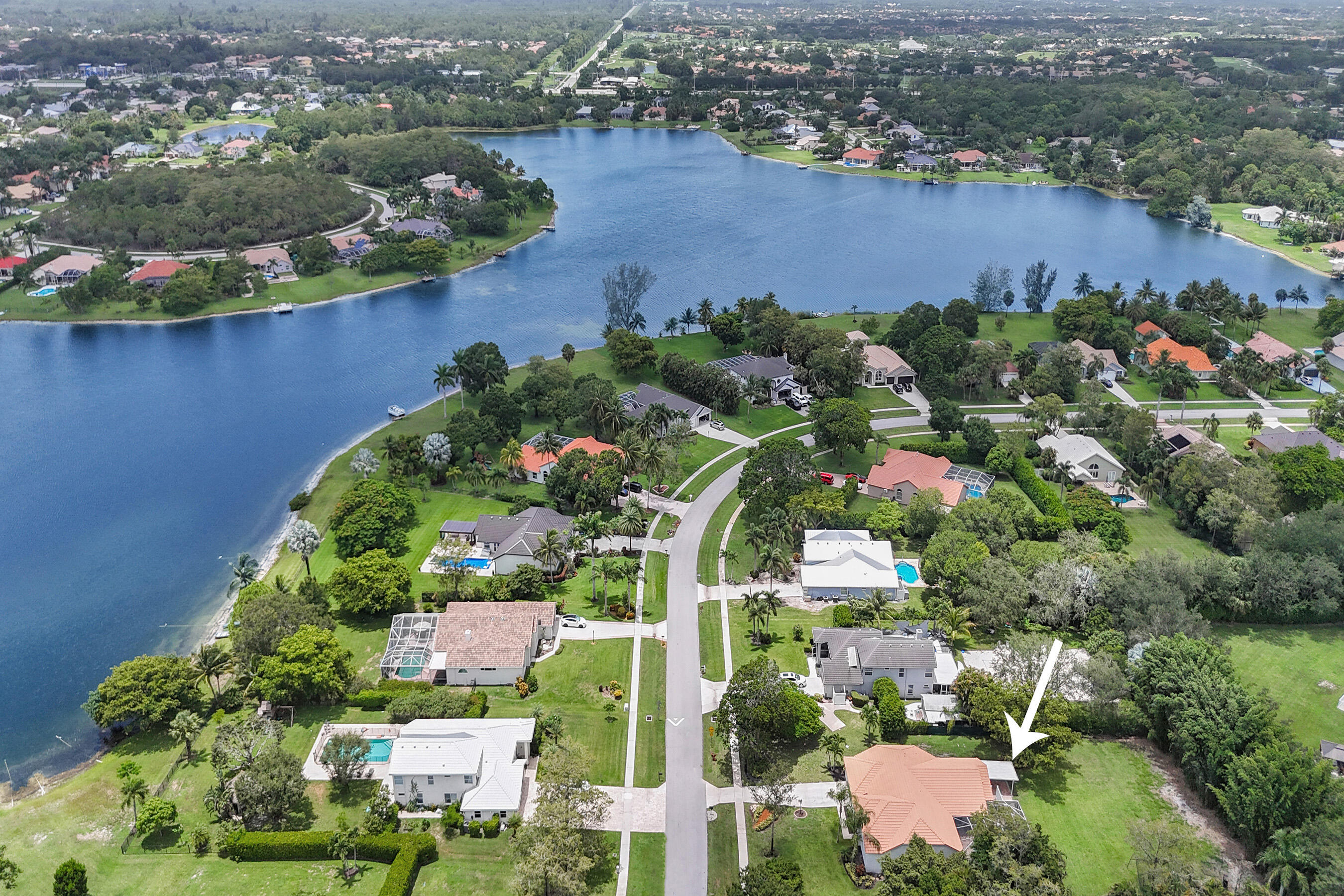 LEGEND LAKE ESTATES - Residential