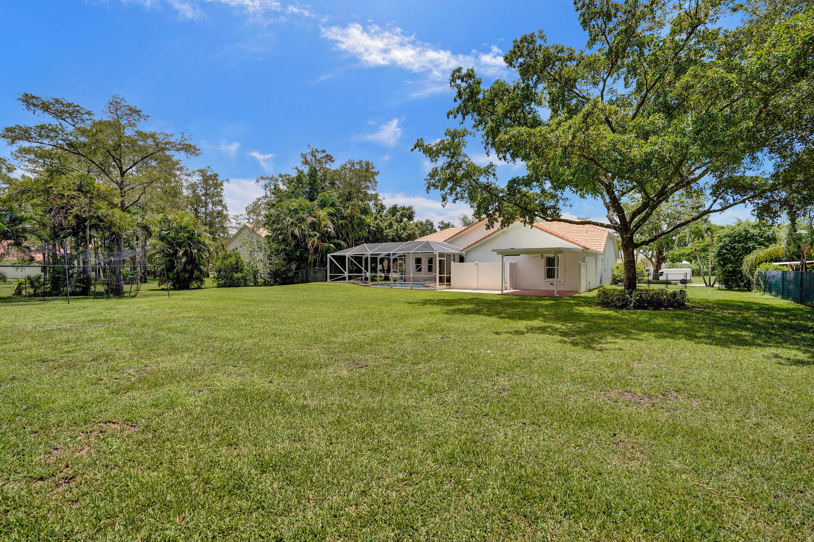 LEGEND LAKE ESTATES - Residential