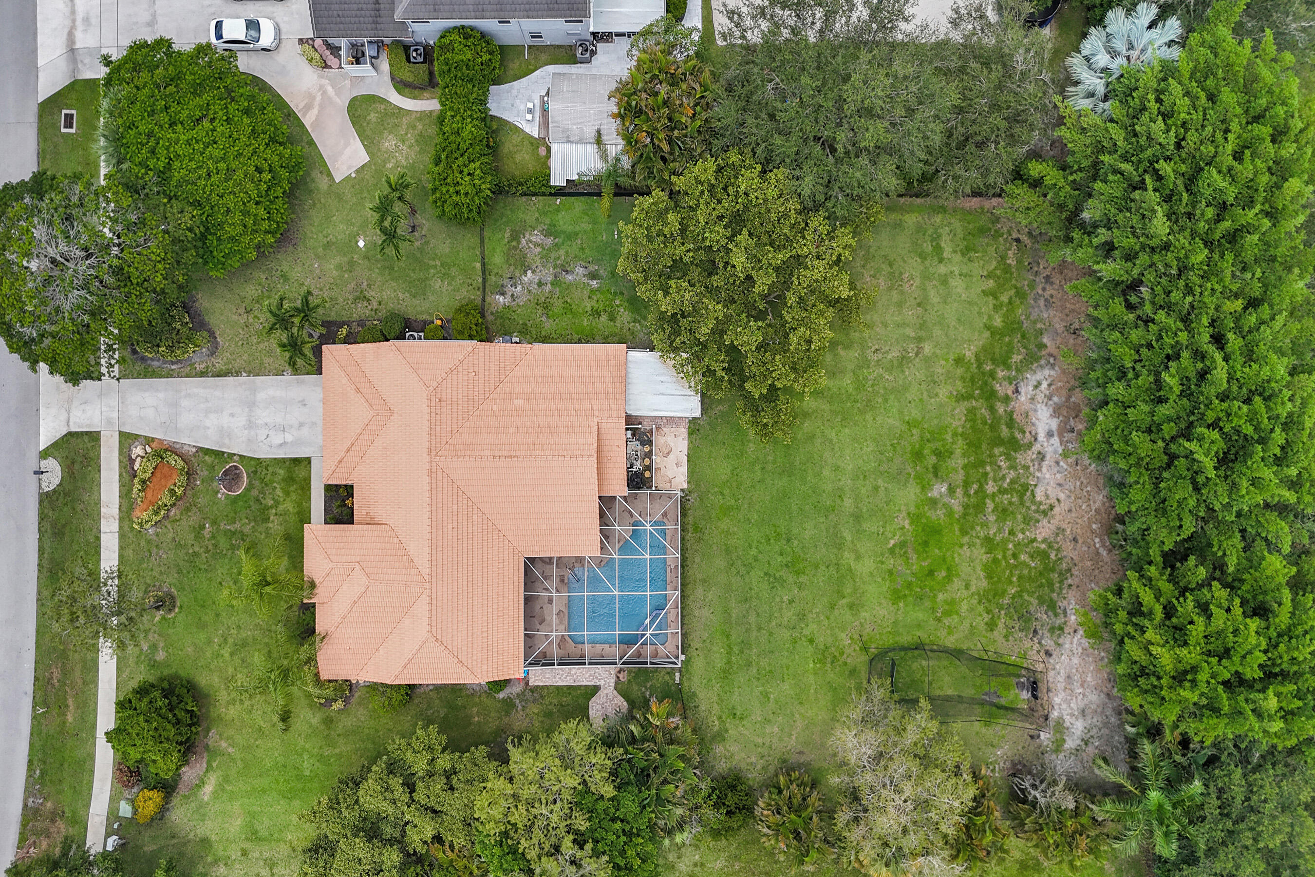 LEGEND LAKE ESTATES - Residential