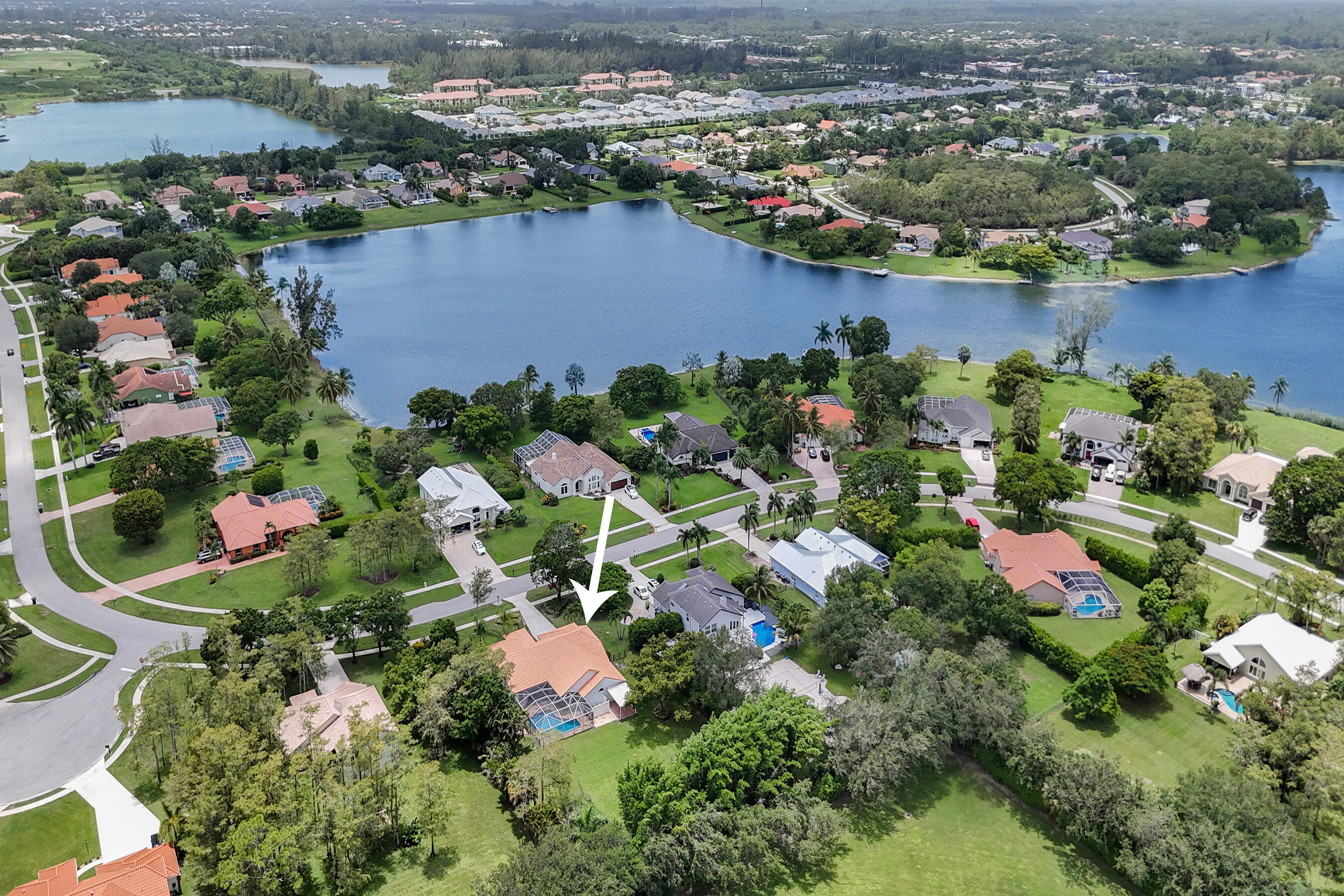 LEGEND LAKE ESTATES - Residential