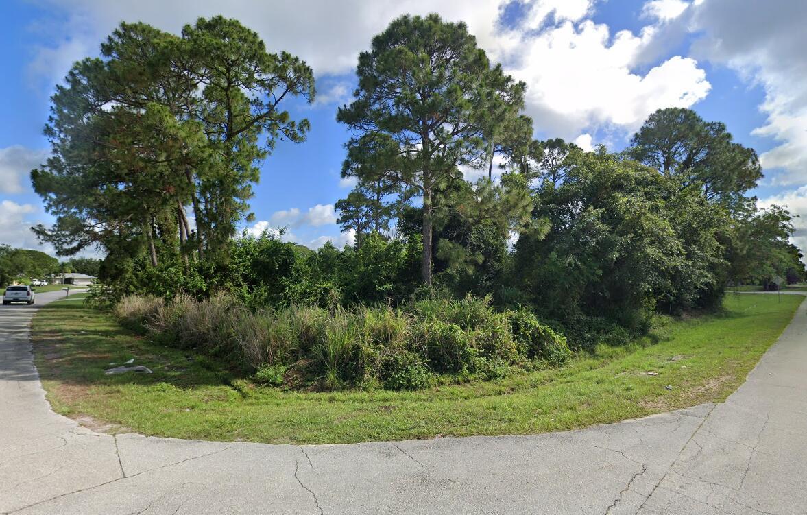 1081 SE Odonnell Lane