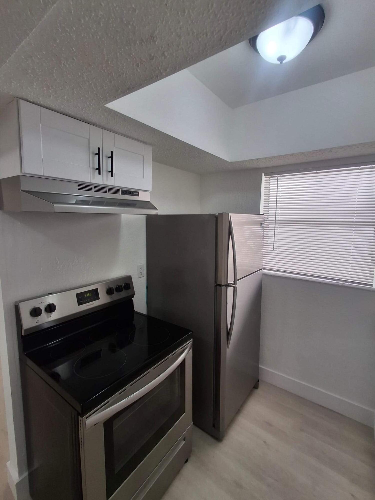 929 NW 3RD Avenue 01