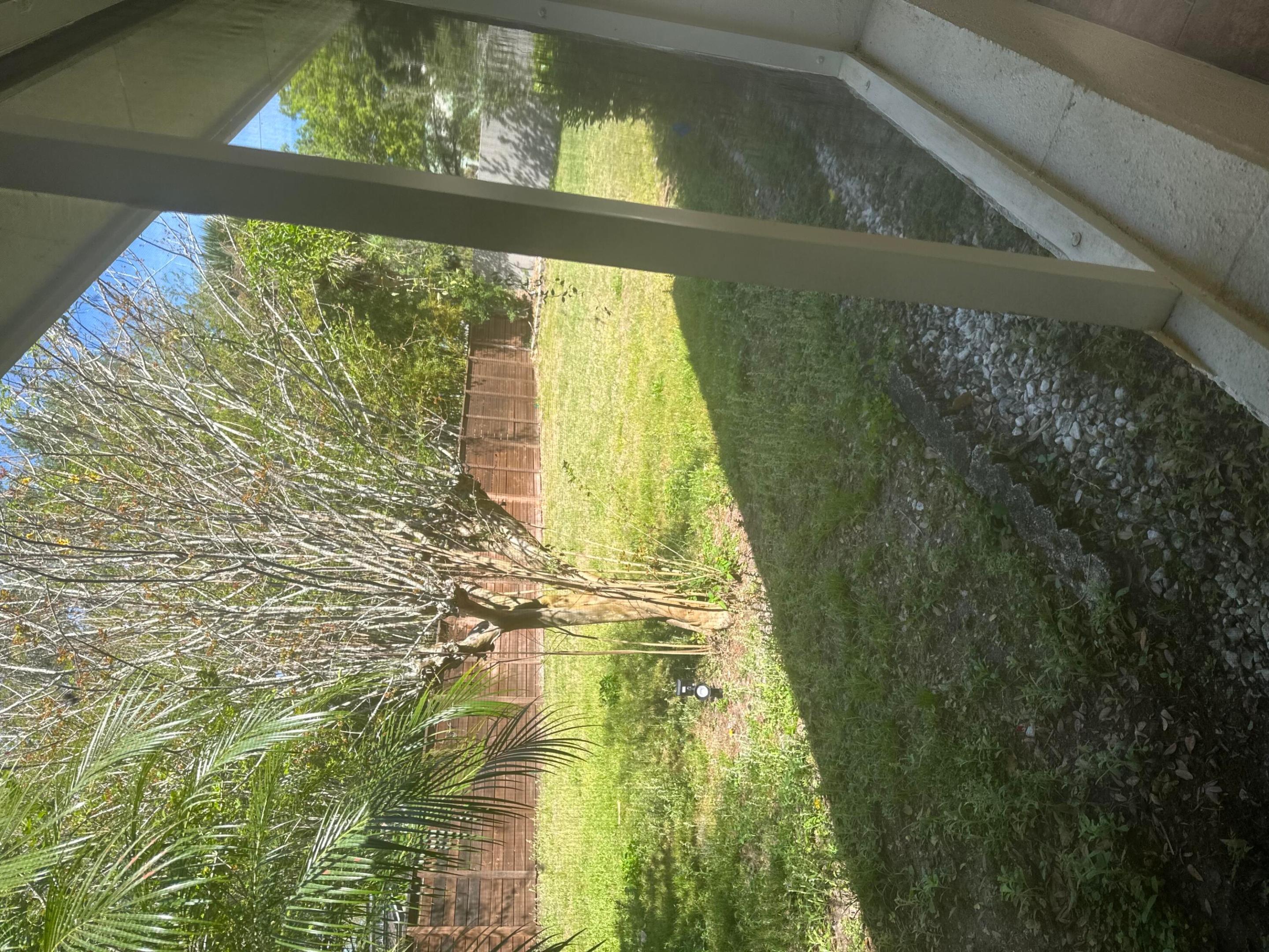 VILLAGE GREEN - Residential