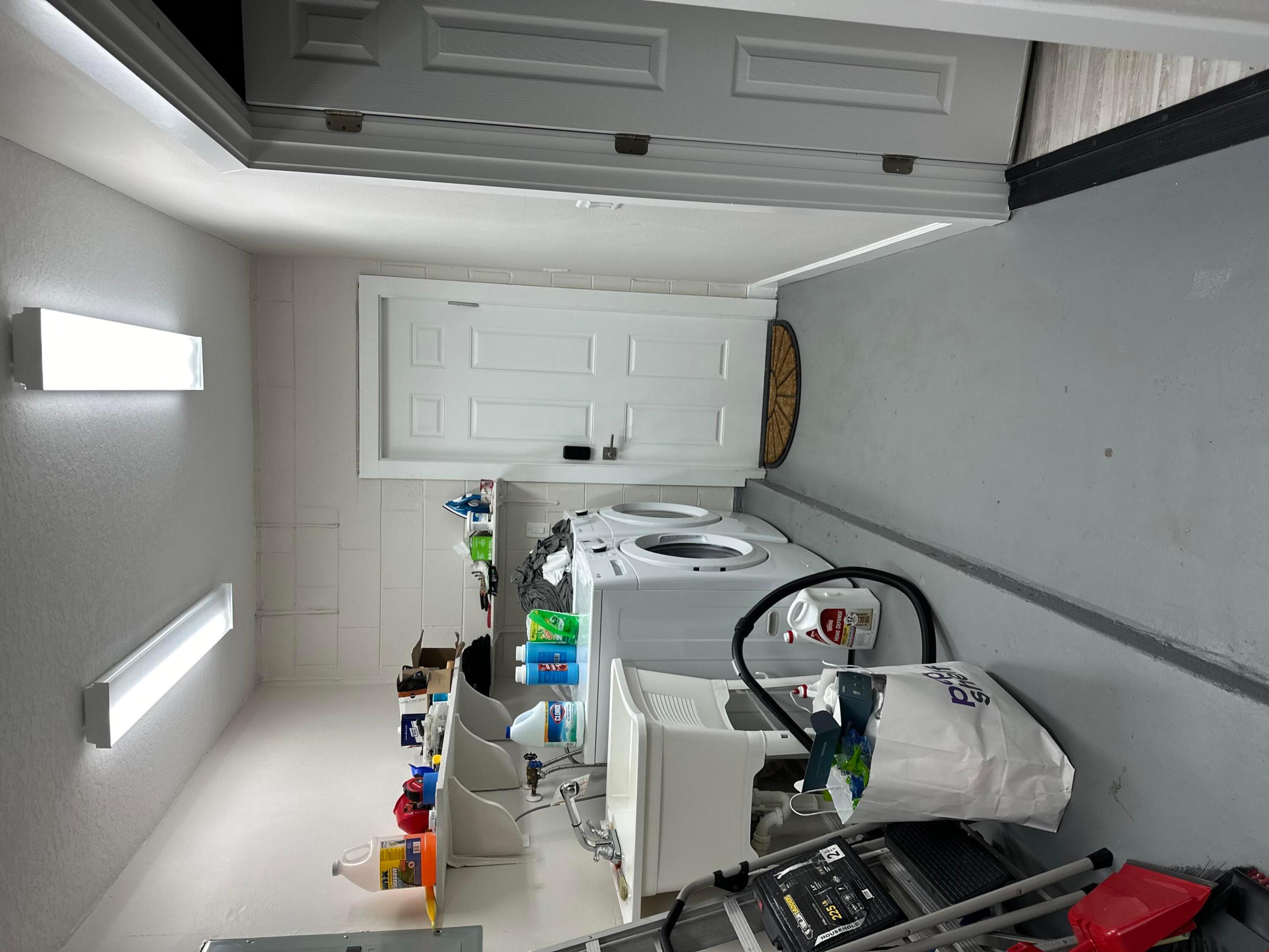 VILLAGE GREEN - Residential