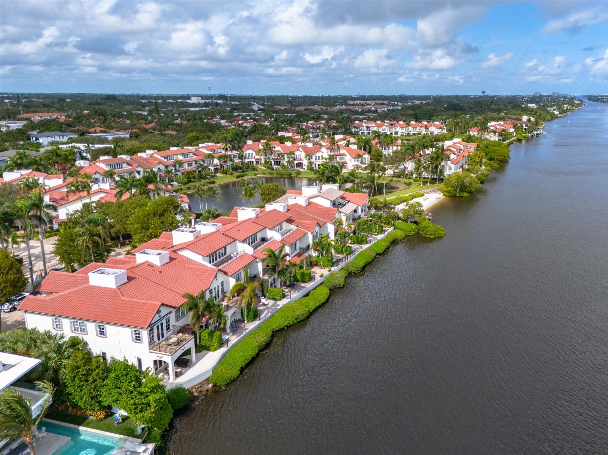 1371 Estuary Trl 1371