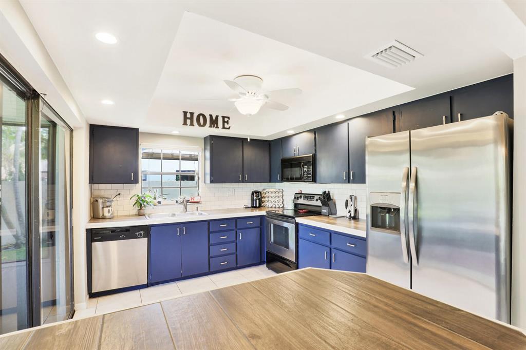 HOMEWOOD LAKES SEC B-1 - Residential