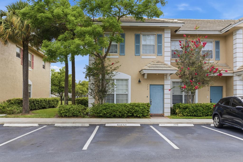 Photo of 773 NW 42nd Avenue, Plantation, FL 33317 (MLS # B26040762)