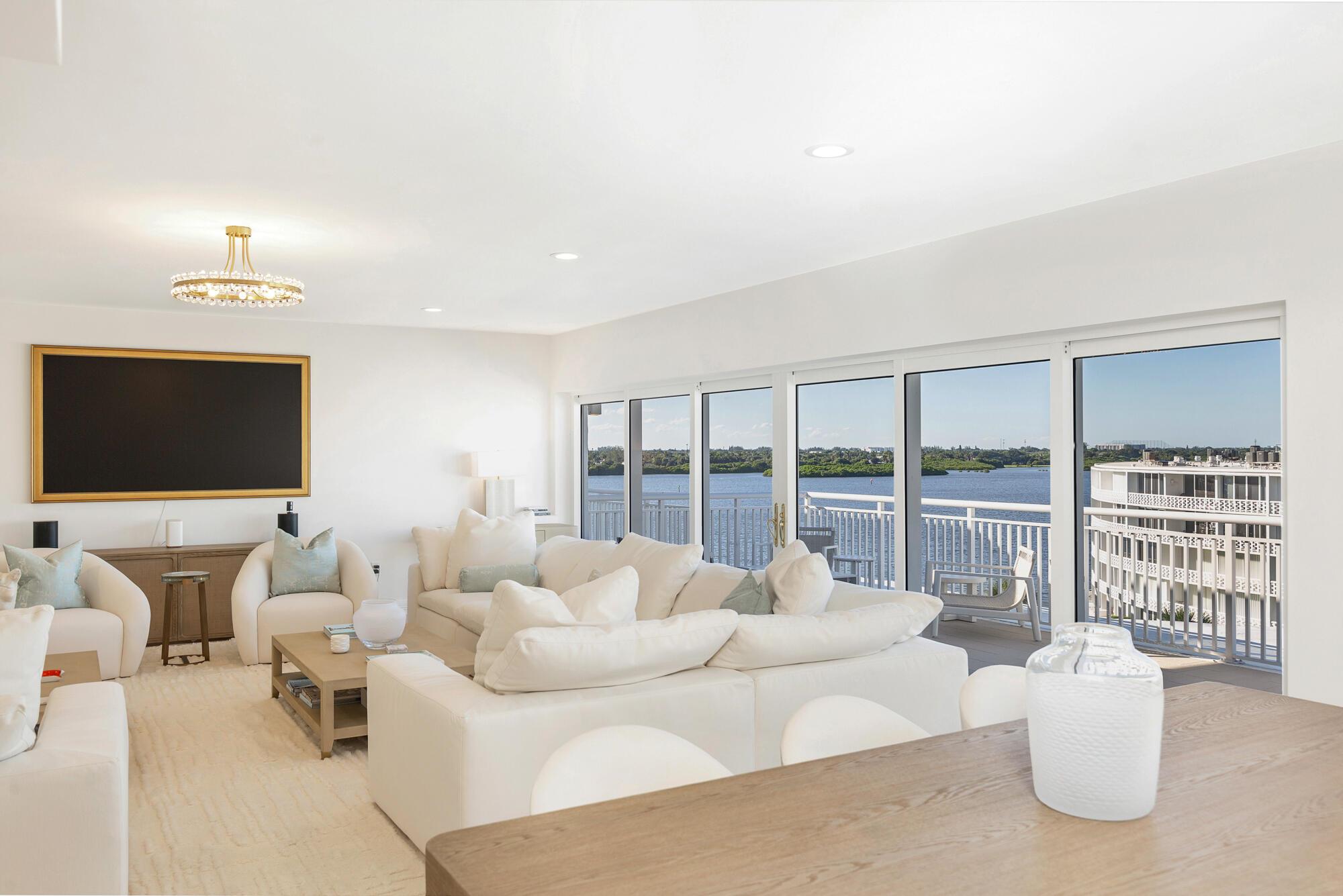 CARLYLE HOUSE CONDO - Residential Lease