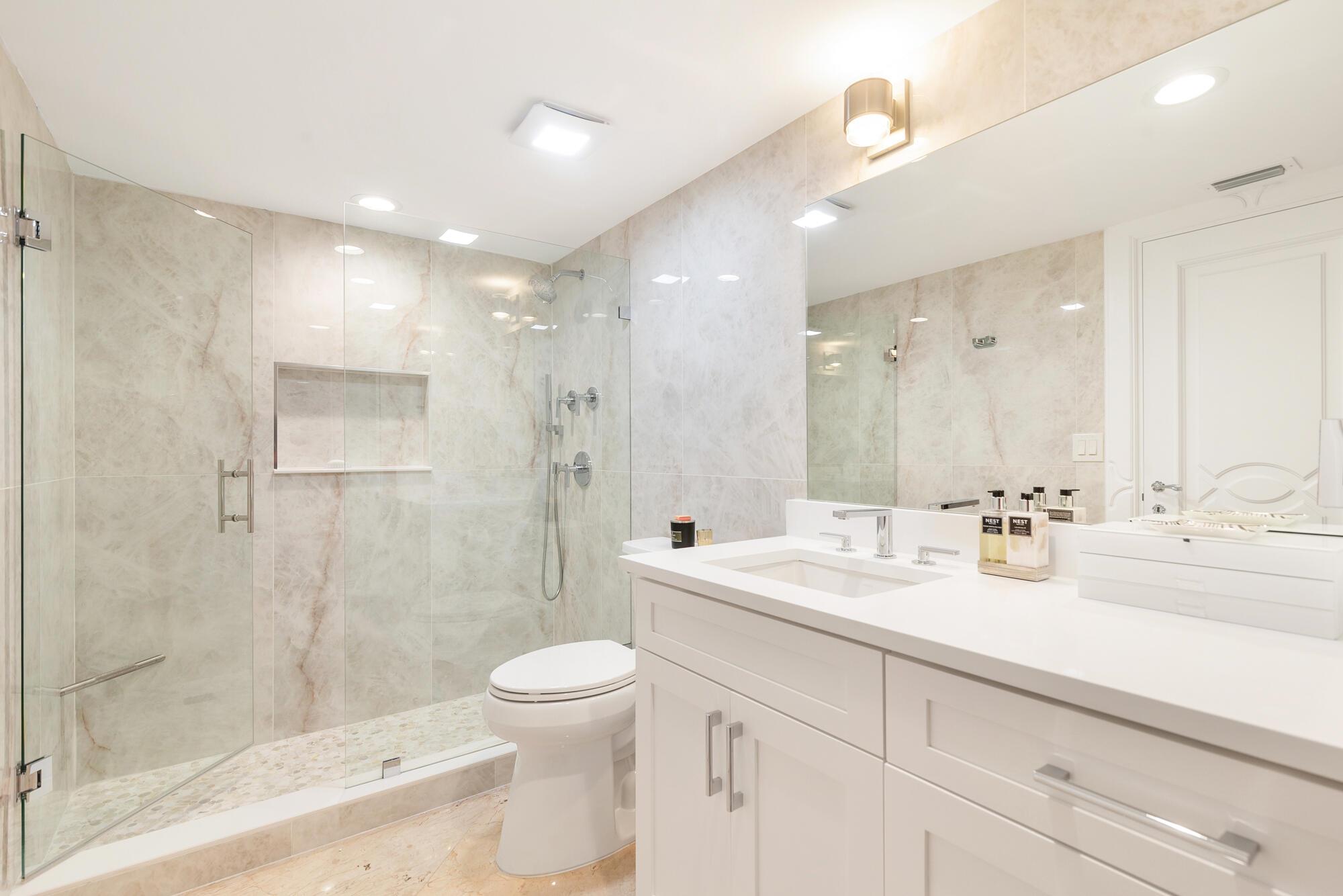 CARLYLE HOUSE CONDO - Residential Lease