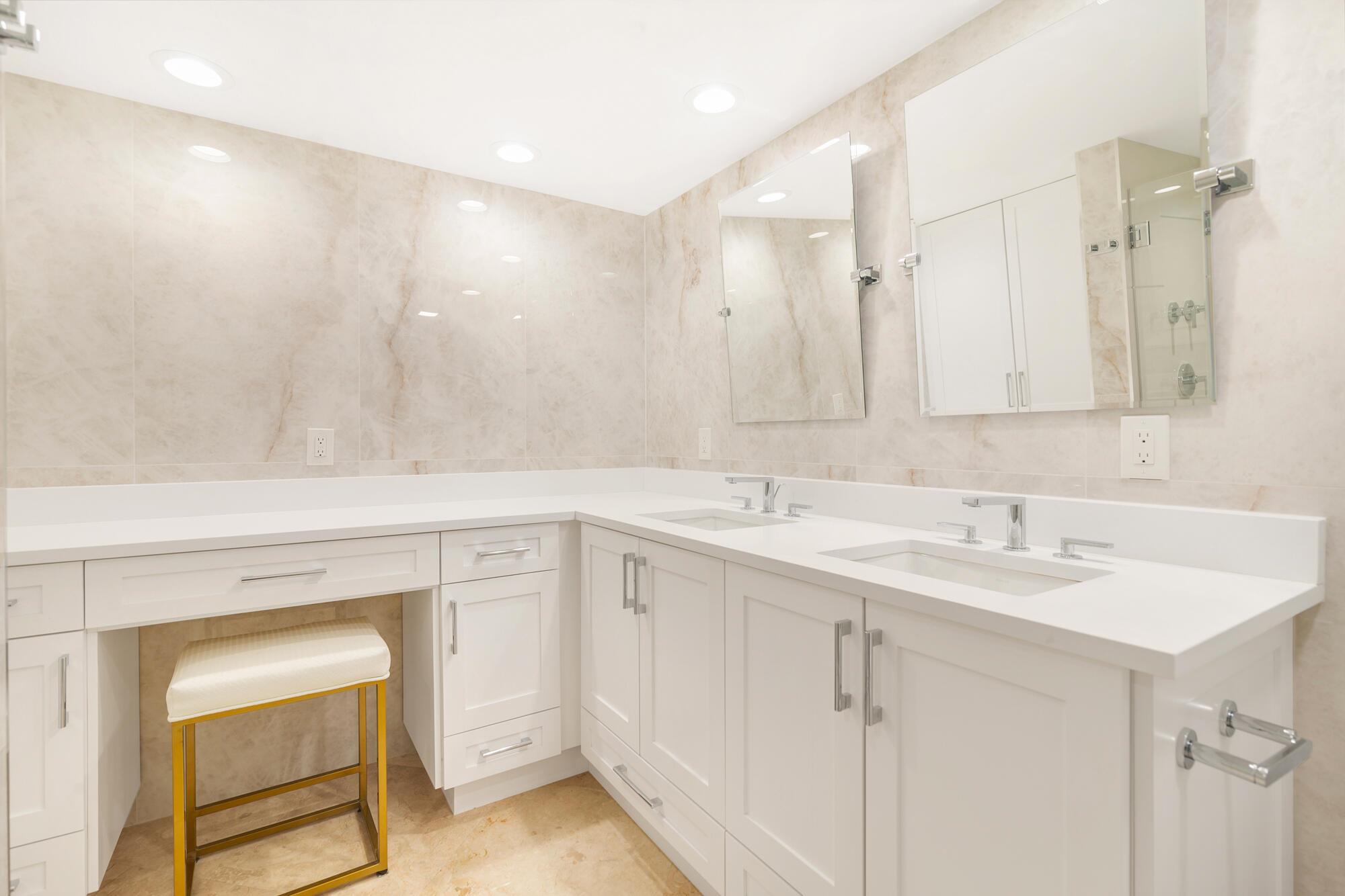 CARLYLE HOUSE CONDO - Residential Lease