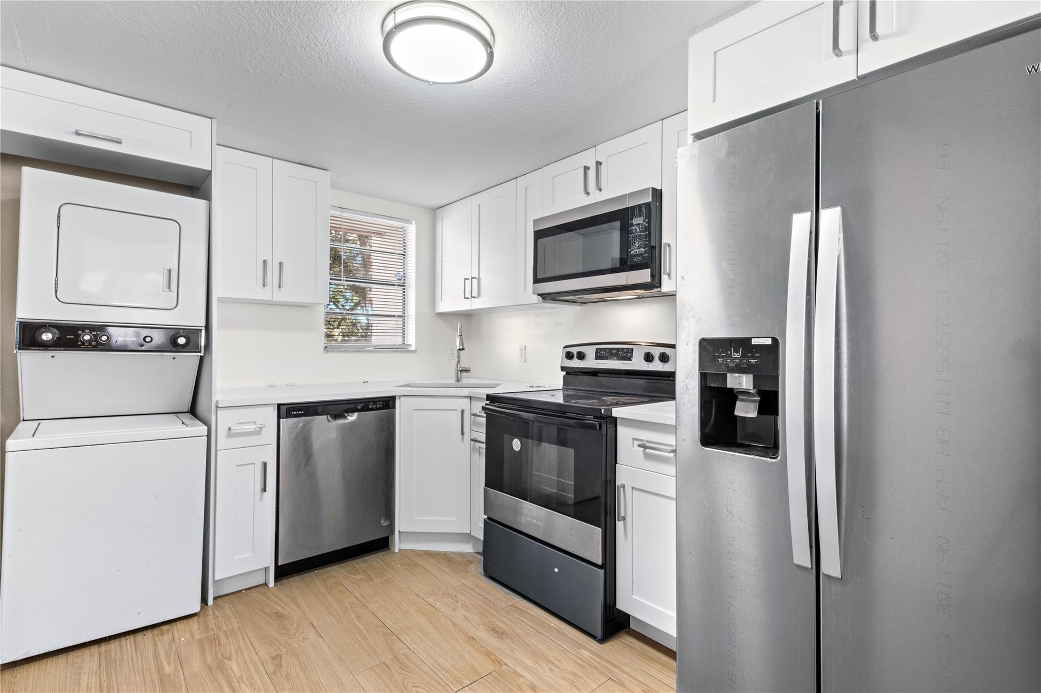 CORAL SPRINGS ESTATE TOWNHOMES - Residential