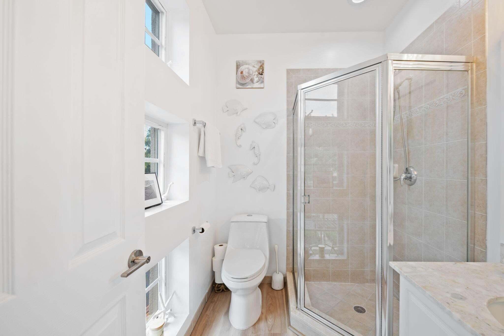 Soigne 76-10 B - Residential Lease