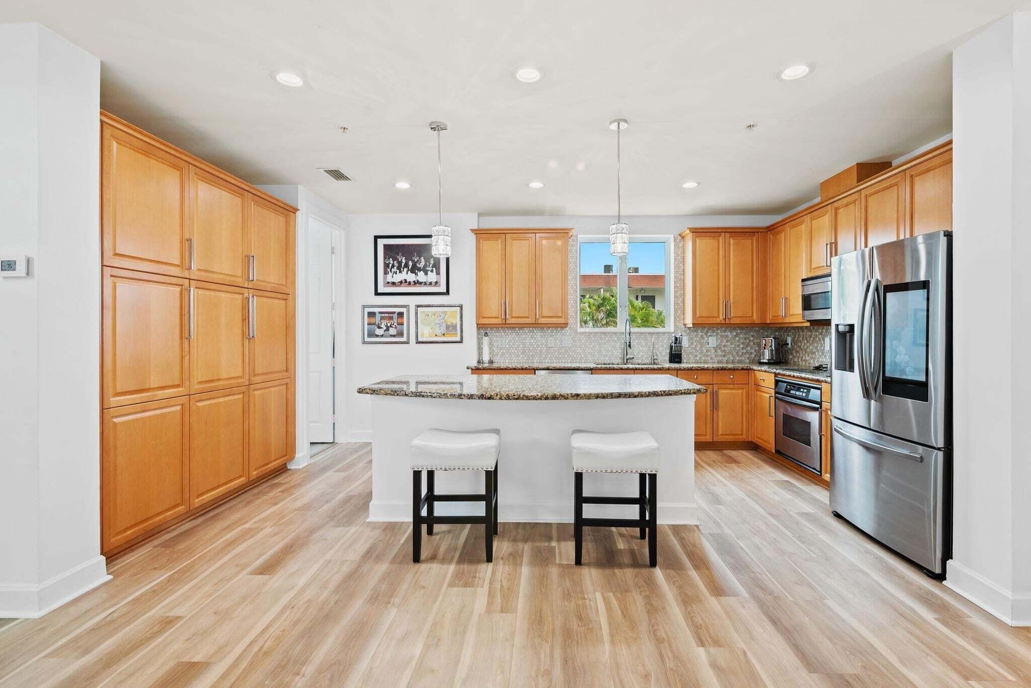 Soigne 76-10 B - Residential Lease