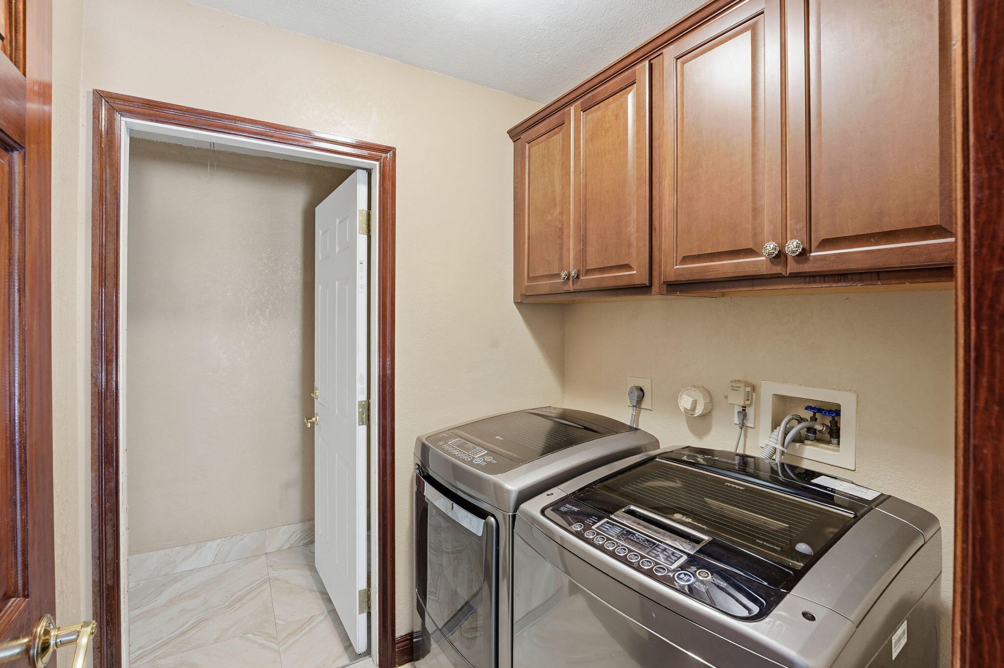 ACREAGE - Residential Lease