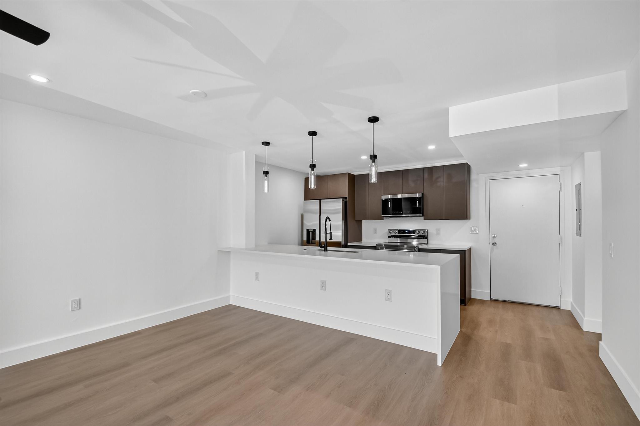 FOUNTAINS OF PALM BEACH C - Residential