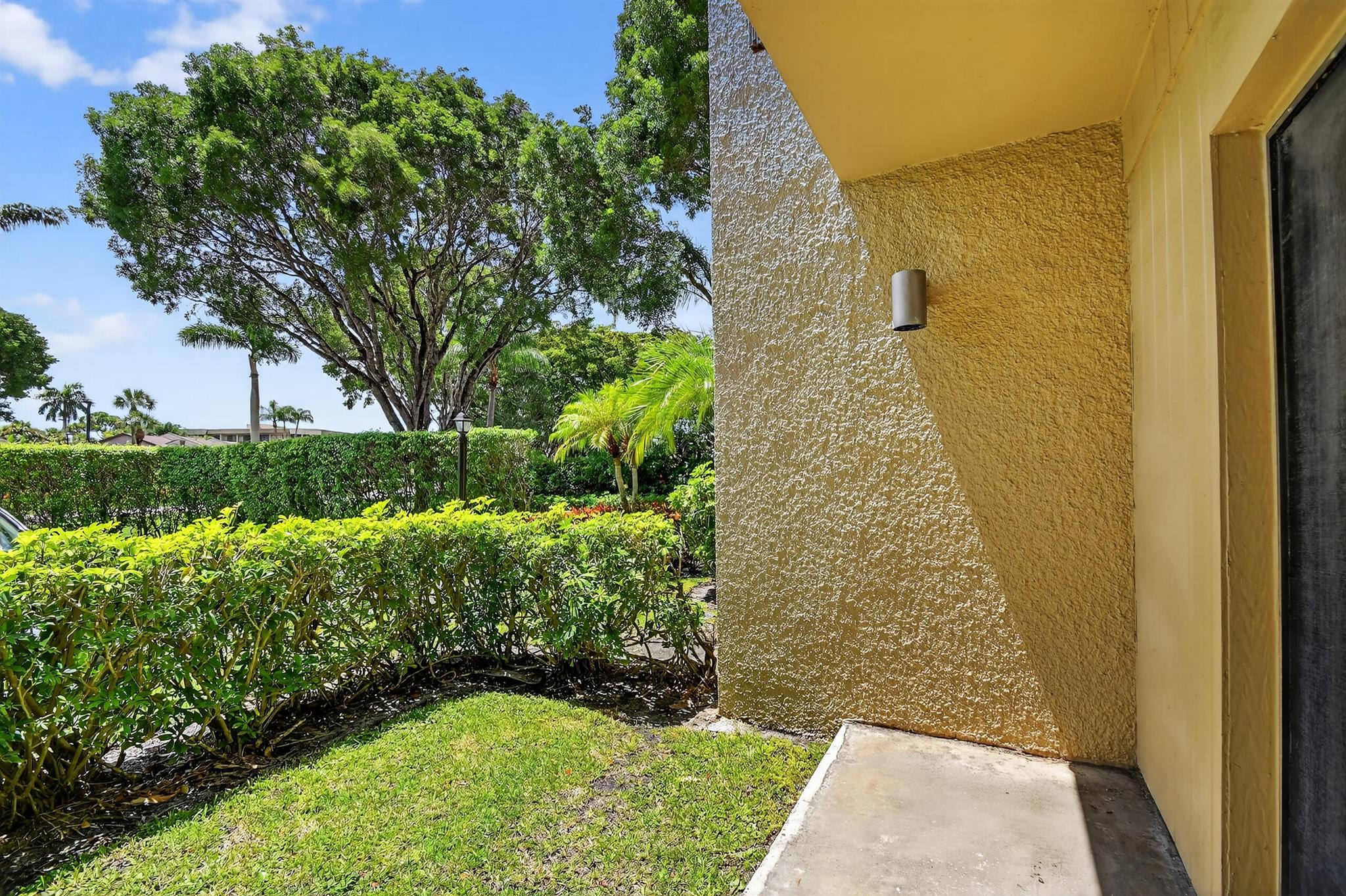 FOUNTAINS OF PALM BEACH C - Residential