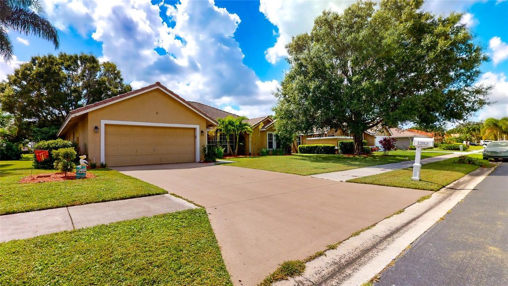 Photo of 1282 SW Maplewood Drive, Port Saint Lucie, FL 34986 (MLS # F10403727)