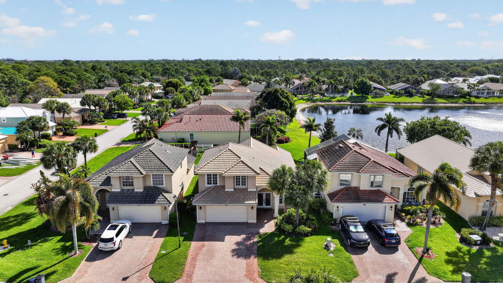 WILLOUGHBY (AKA WILLOUGHBY GLEN) - Residential