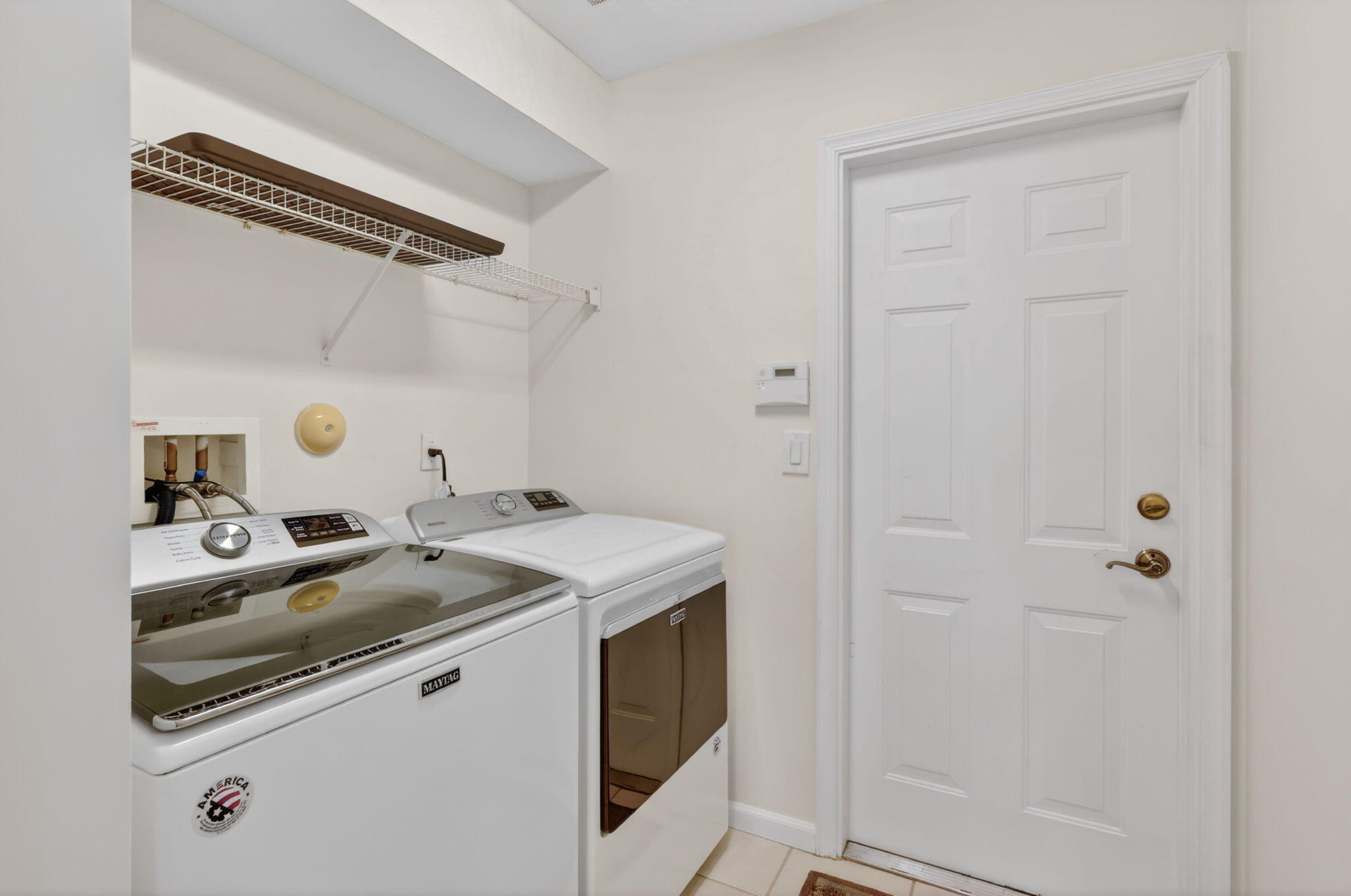 WILLOUGHBY (AKA WILLOUGHBY GLEN) - Residential