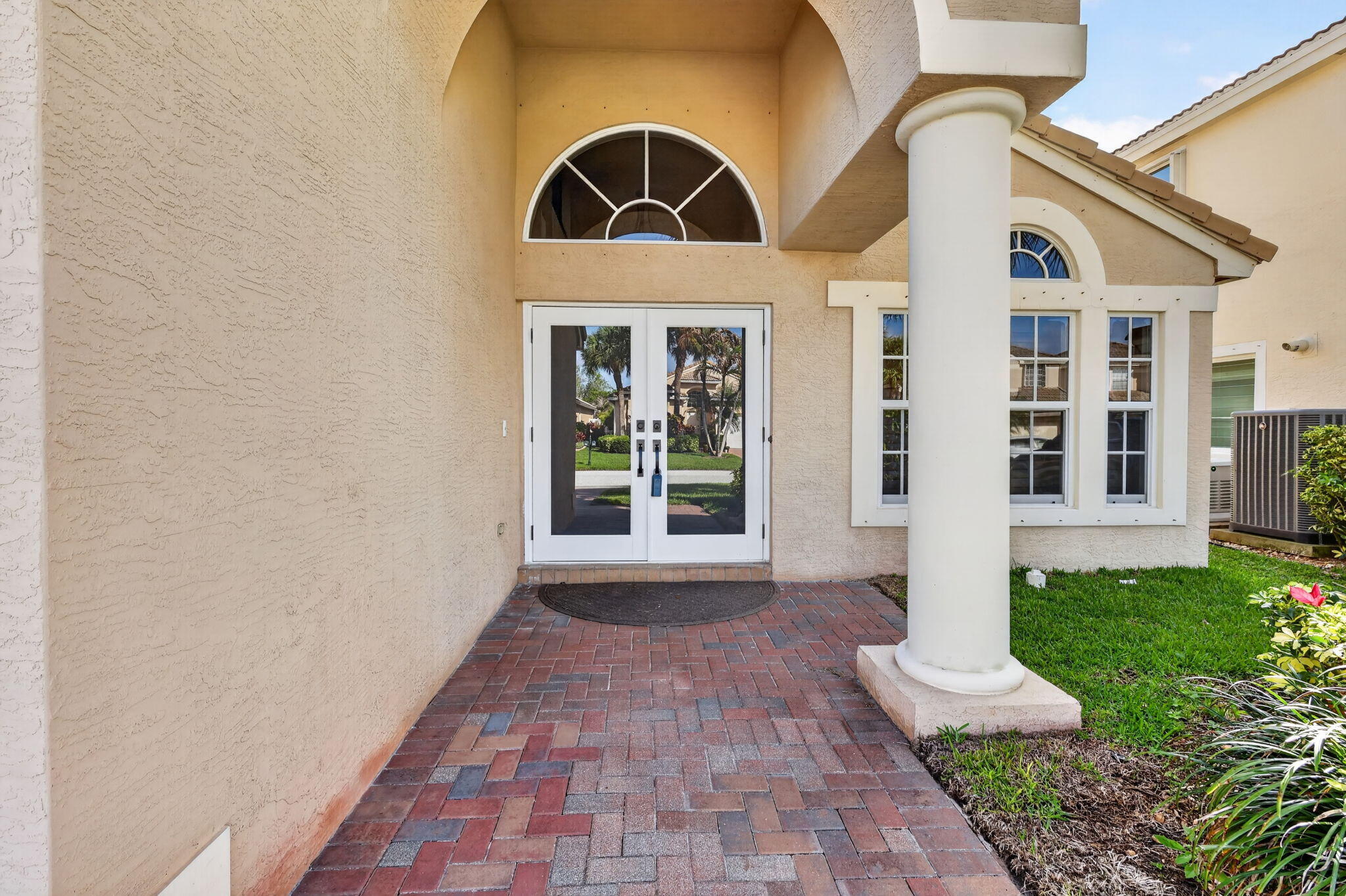 WILLOUGHBY (AKA WILLOUGHBY GLEN) - Residential