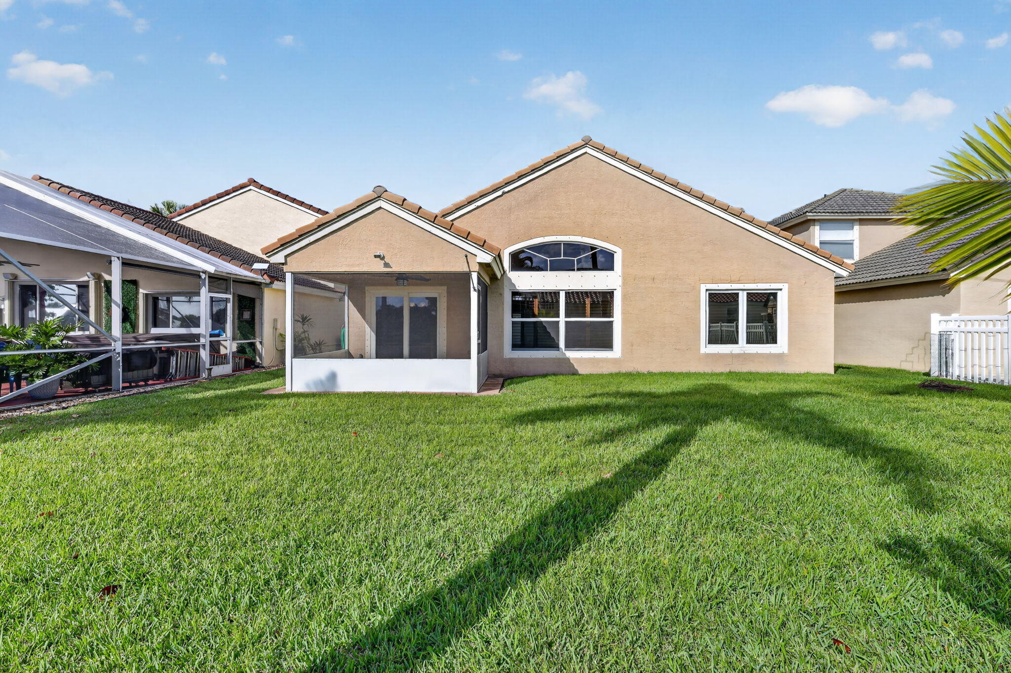 WILLOUGHBY (AKA WILLOUGHBY GLEN) - Residential