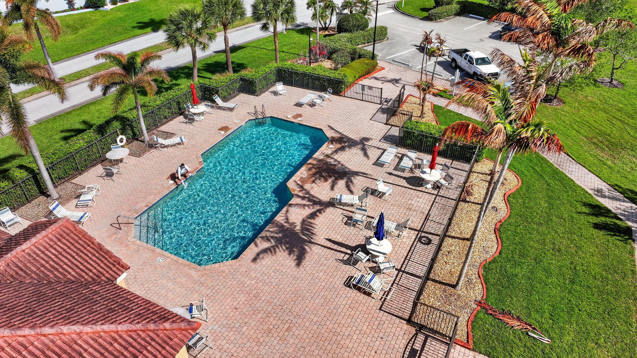 WILLOUGHBY (AKA WILLOUGHBY GLEN) - Residential