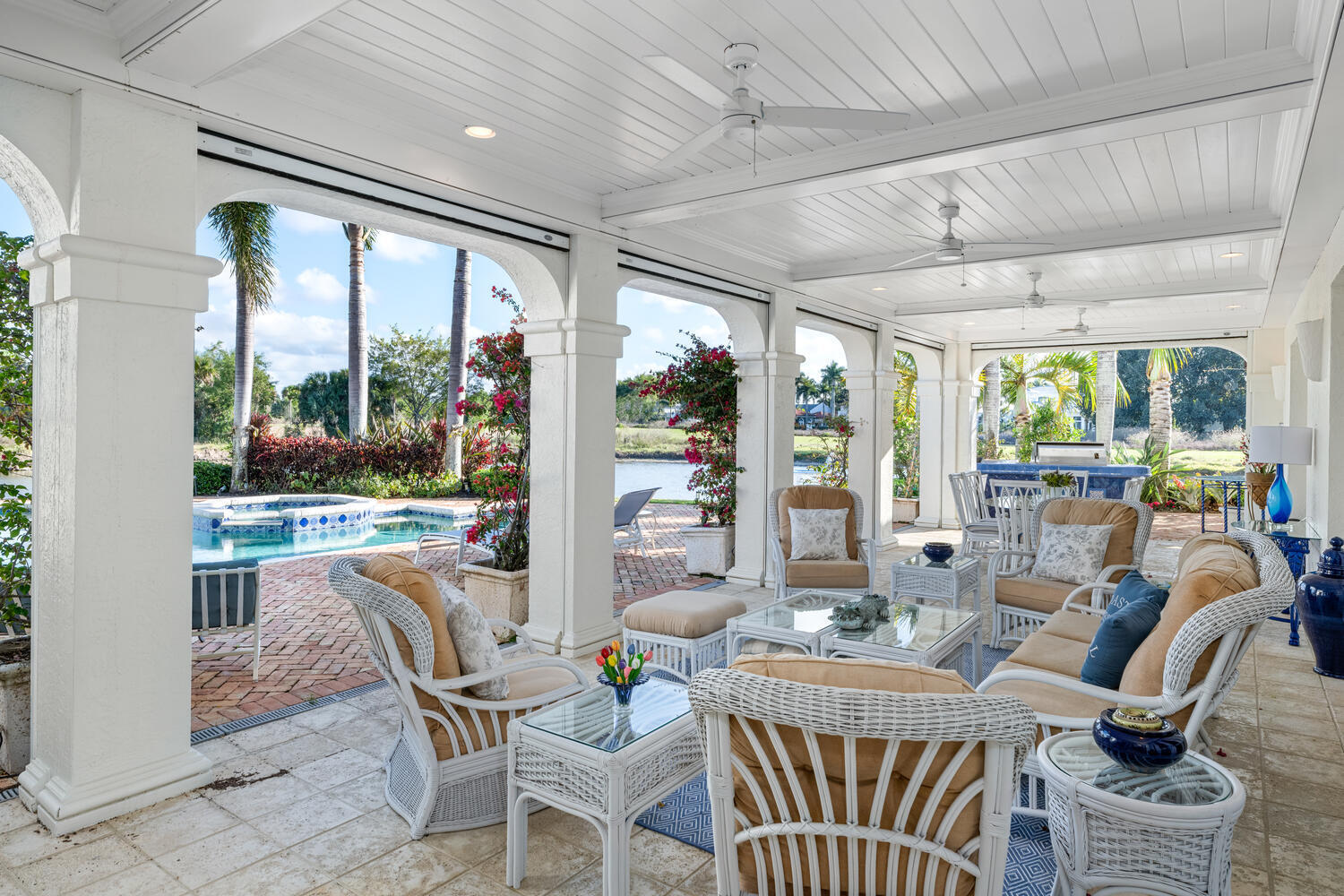 FAIRWAY ISLAND OF PB POLO & CNTRY CLUB WELLINGTON - Residential