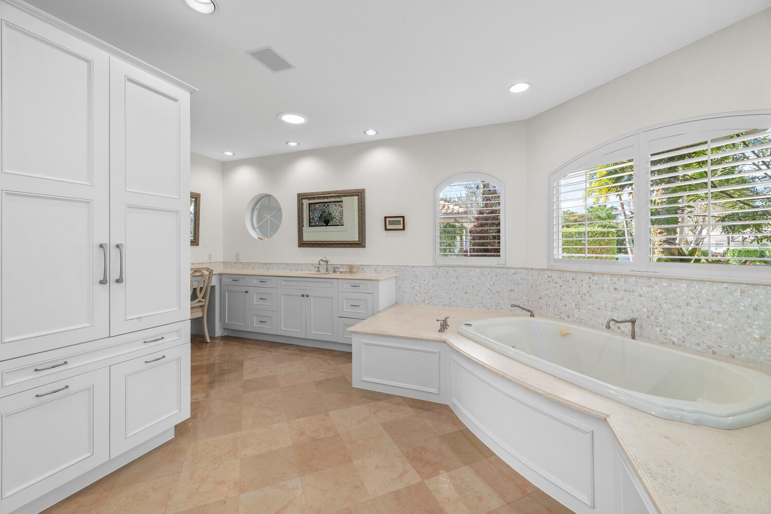 FAIRWAY ISLAND OF PB POLO & CNTRY CLUB WELLINGTON - Residential