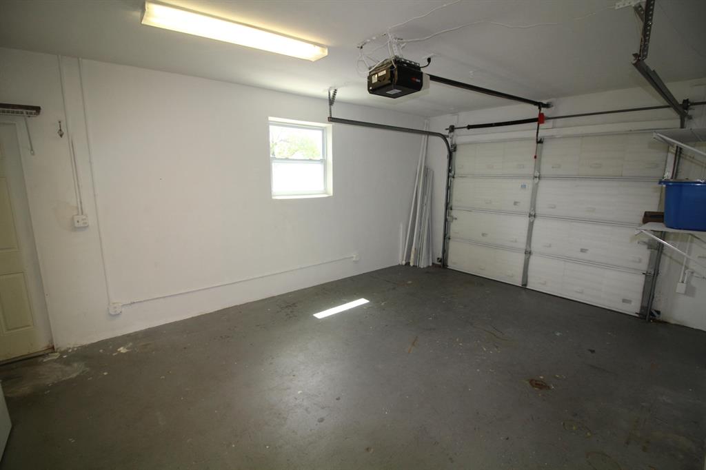 HIDDEN VALLEY SEC 1 - Residential