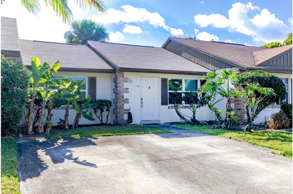 Photo of 138 Doe Trail, Jupiter, FL 33458 (MLS # R10777939)