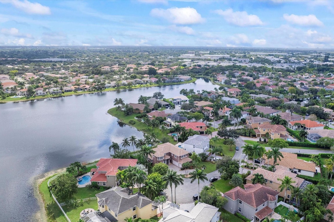 Grand Isles at Wyndham Lakes - Residential