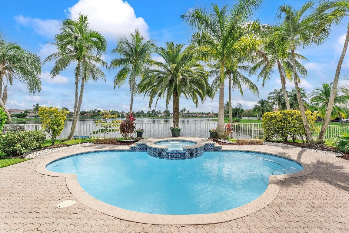 Grand Isles at Wyndham Lakes - Residential