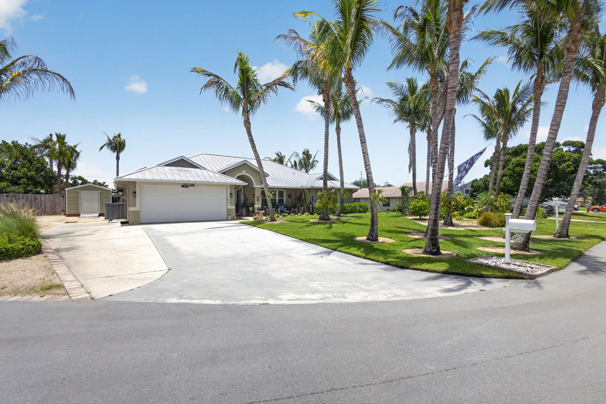 8081 SE Shiloh Terrace