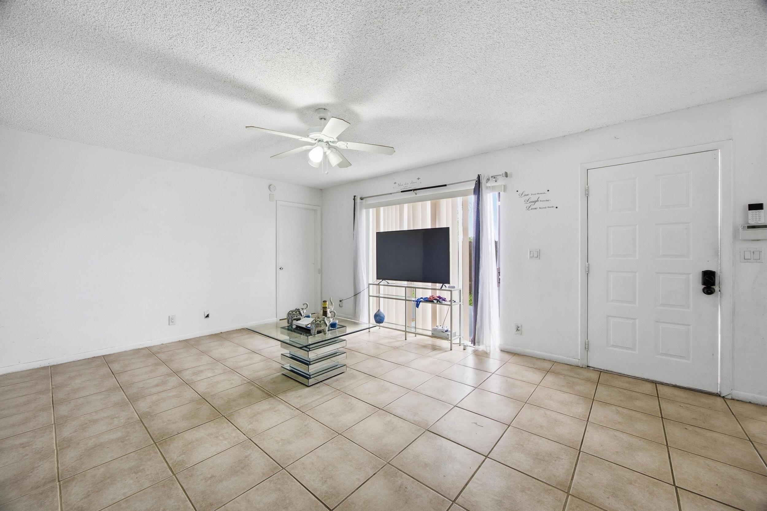 WATERVIEW ESTATES - Residential Lease