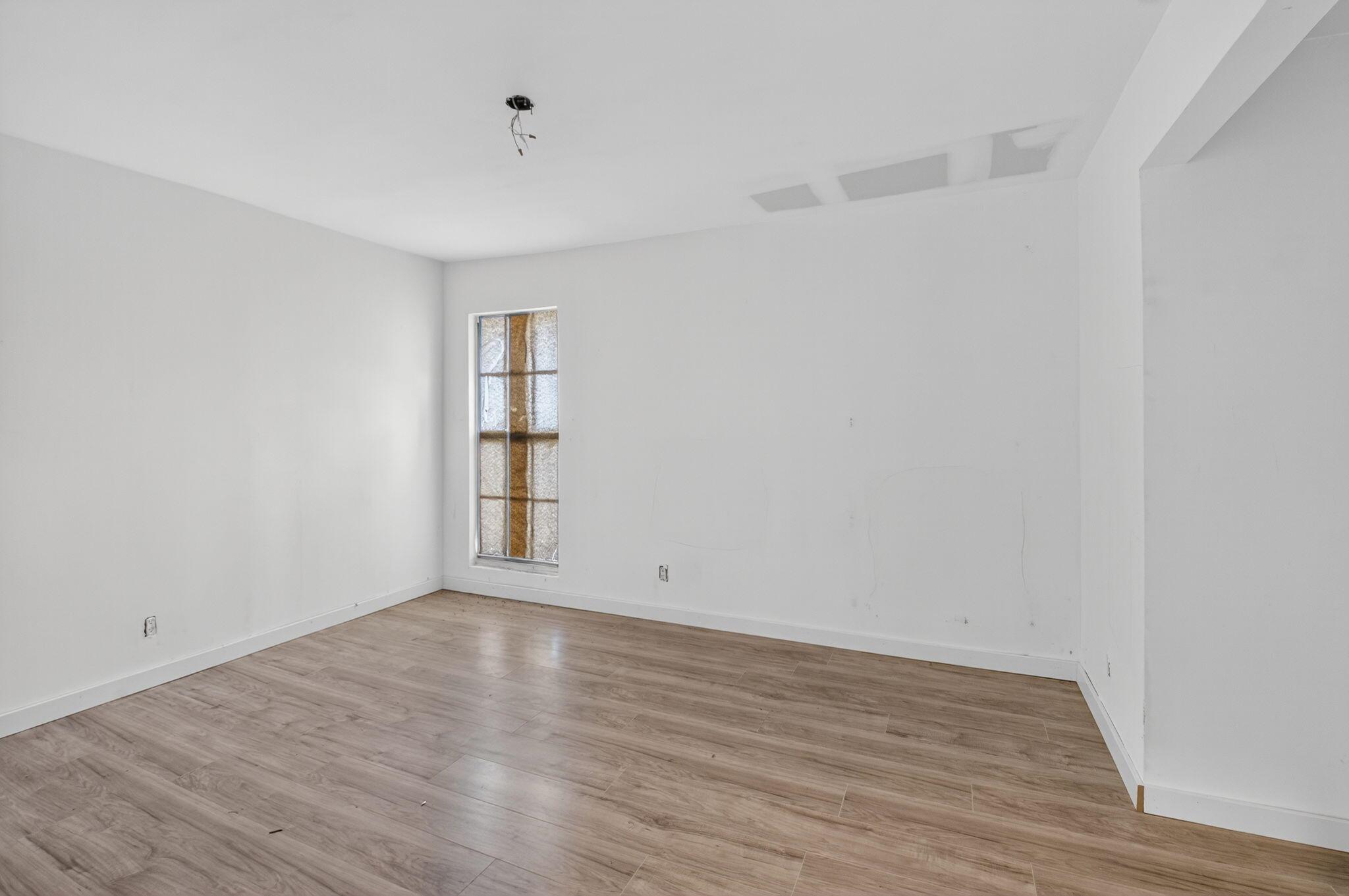 DELRAY GARDEN ESTATES - Residential