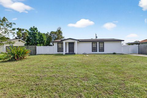 5196 Palm Ridge Boulevard Delray Beach FL 33484