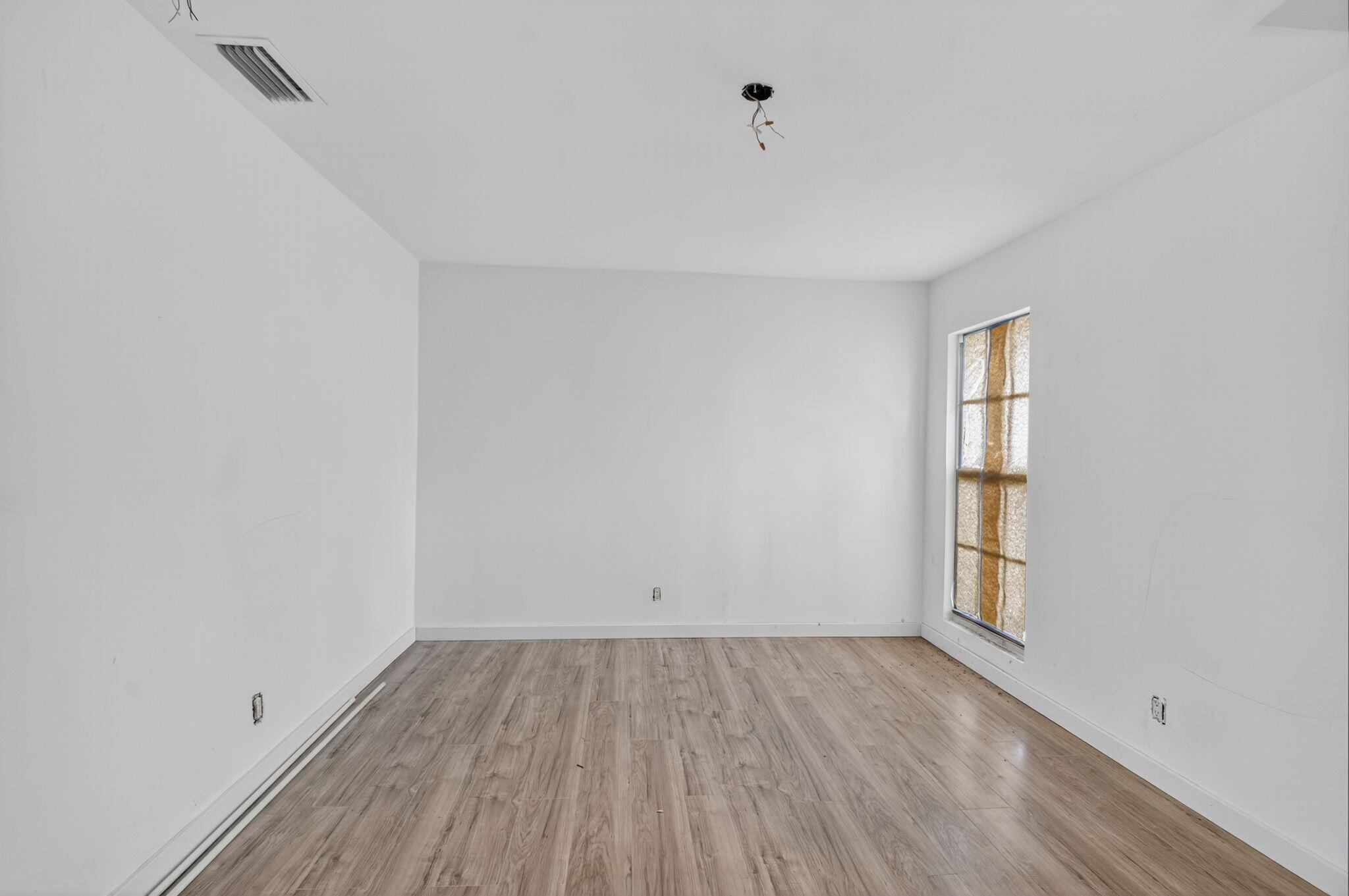 DELRAY GARDEN ESTATES - Residential