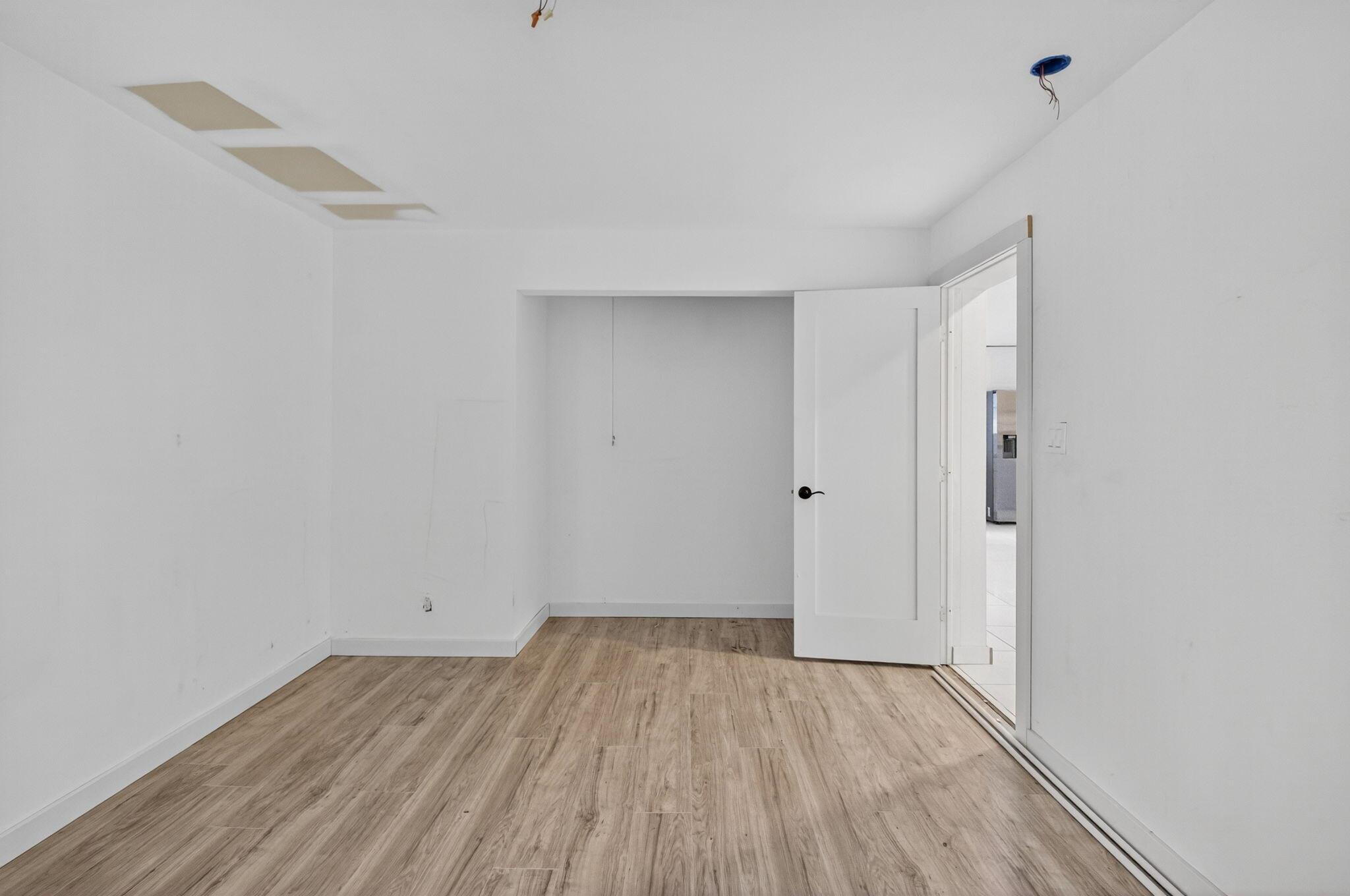 DELRAY GARDEN ESTATES - Residential