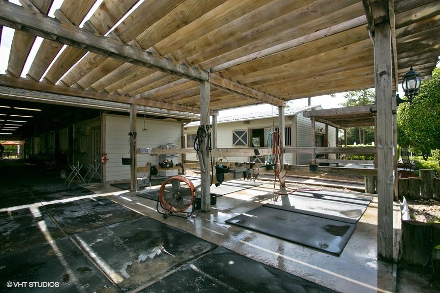 LOXAHATCHEE GROVES - Land