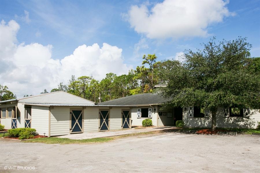 LOXAHATCHEE GROVES - Land