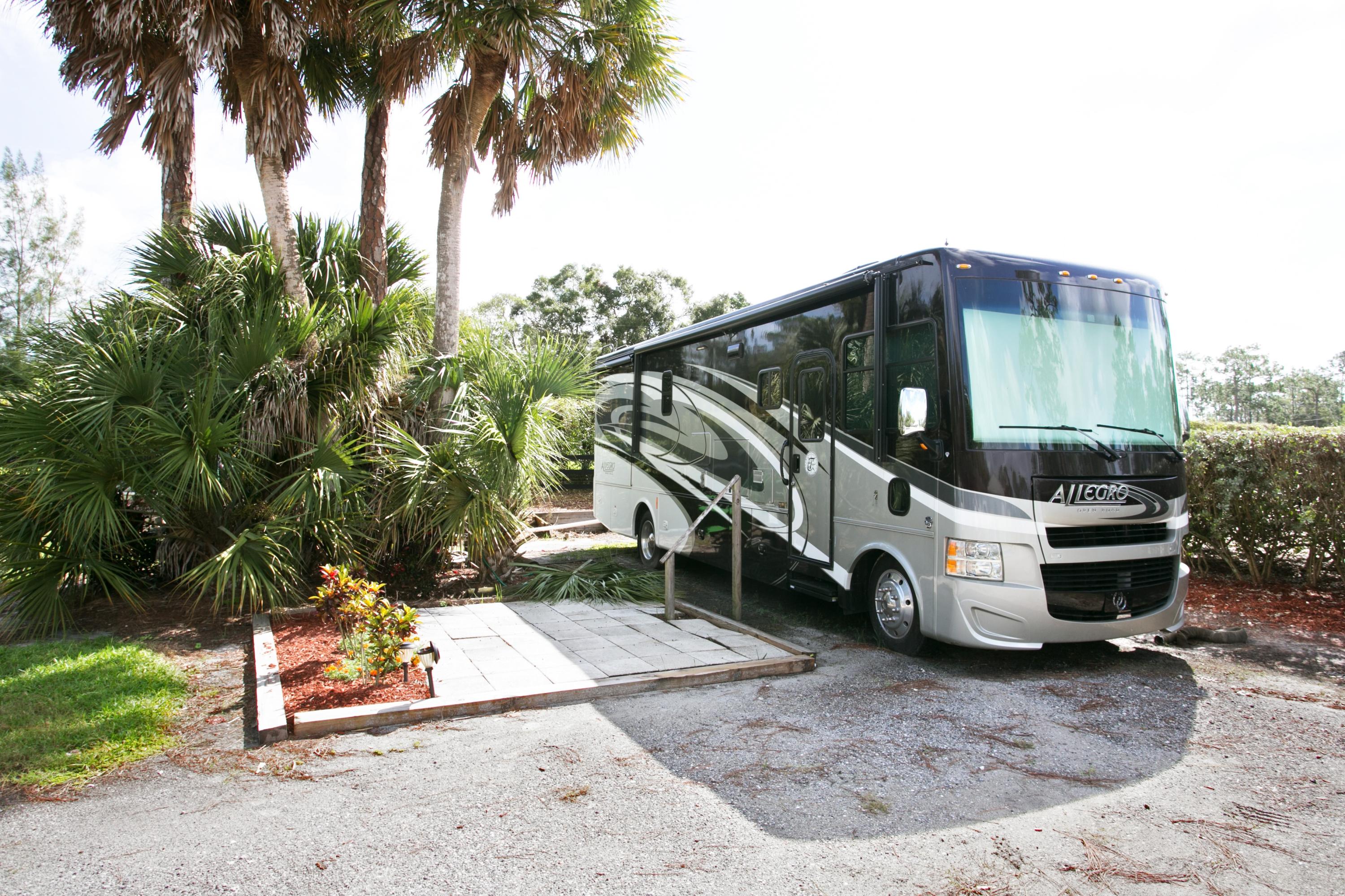 LOXAHATCHEE GROVES - Land