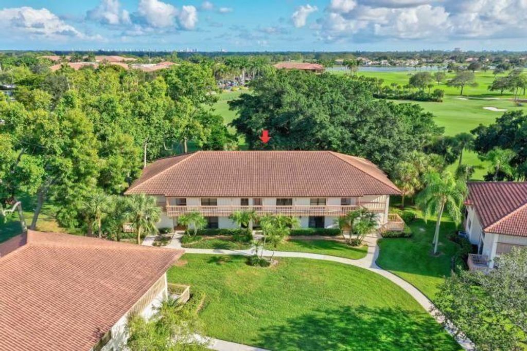 Photo of 458 Brackenwood Lane S, Palm Beach Gardens, FL 33418 (MLS # R10761762)