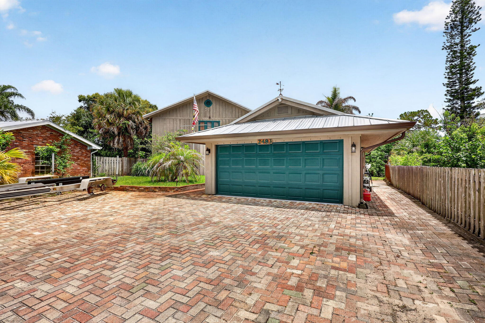 2483 SW Murphy Road
