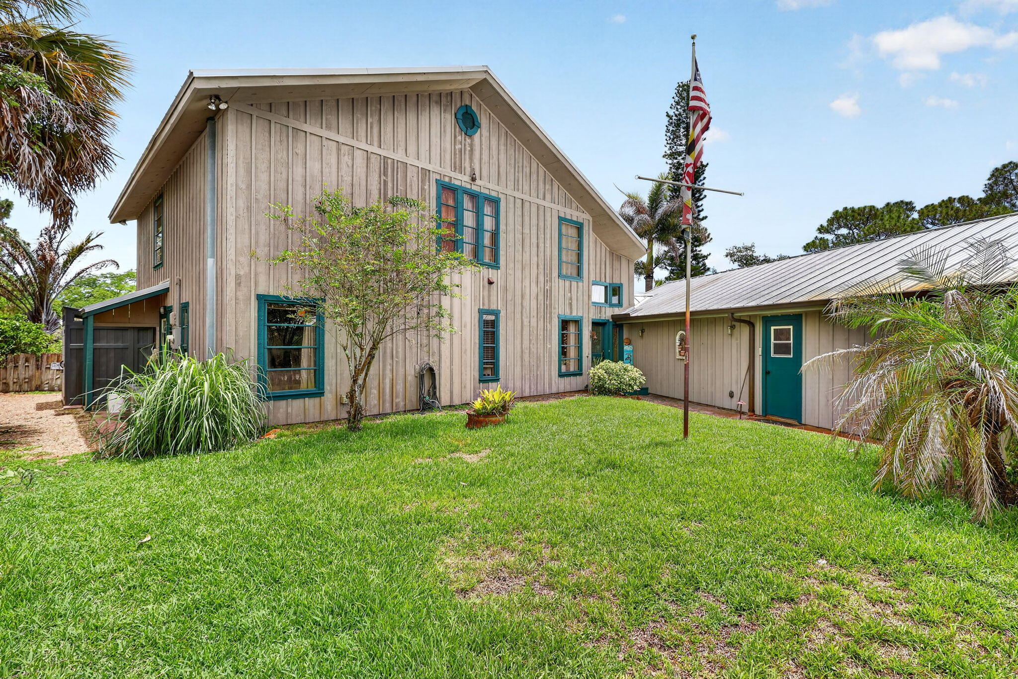 2483 SW Murphy Road